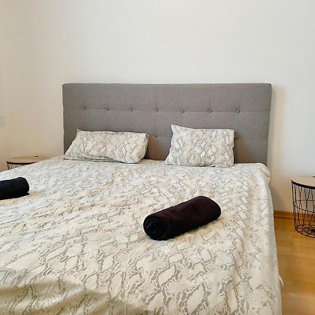 ウィーン90 M2 Maisonette With Free Parkingアパートメント エクステリア 写真