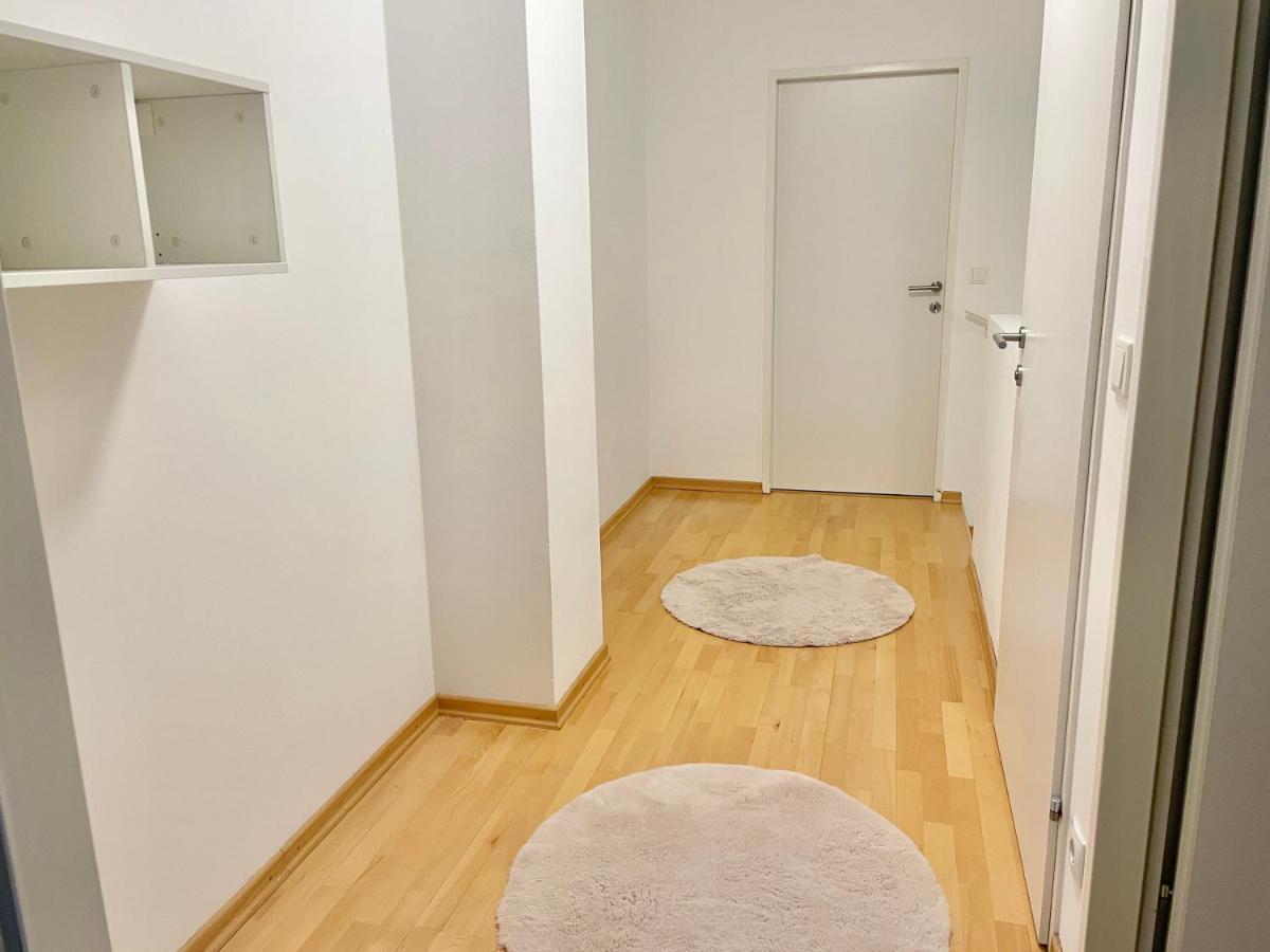 ウィーン90 M2 Maisonette With Free Parkingアパートメント エクステリア 写真