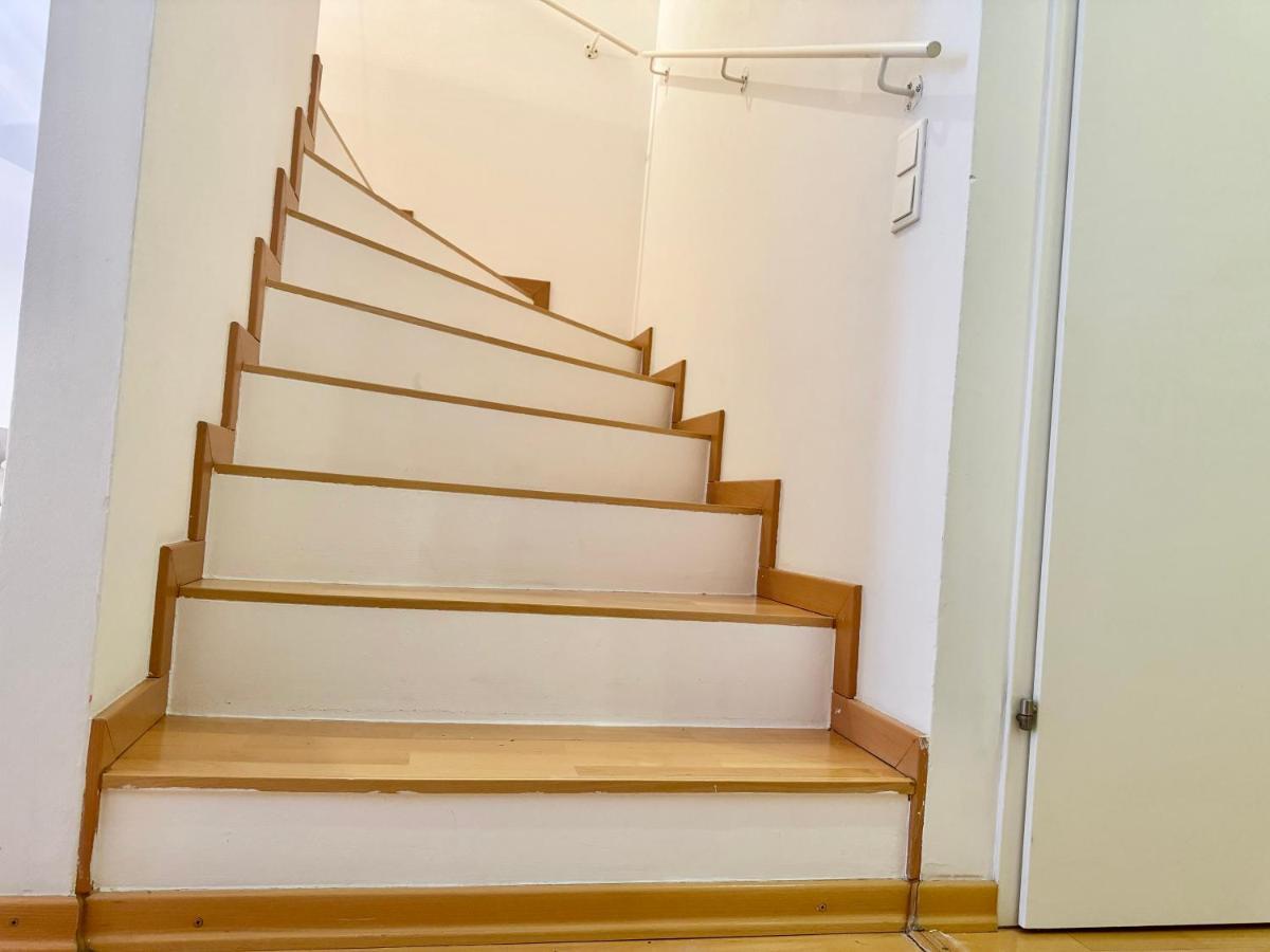 ウィーン90 M2 Maisonette With Free Parkingアパートメント エクステリア 写真